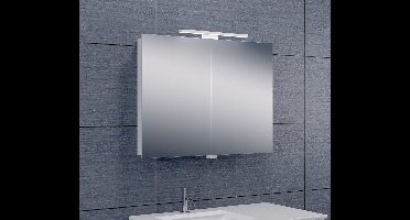 Spiegelkast Larissa 80x60x14cm Aluminium LED Verlichting Stopcontact Binnen en Buiten Spiegel Glazen Planken