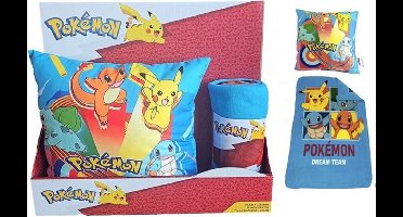Pokemon Gift Set - Kussen + Fleece Deken - Cadeau Set - Pikachu - Charmander - Bulbasaur - Squirtle