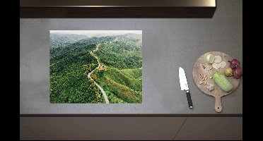 Inductieplaat Beschermer - Golvende Weg door Dichtbegroeid Groen Berggebied - 60x52 cm - 2 mm Dik - Inductie Beschermer van Vinyl