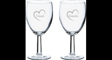 Gegraveerde wijnglas 24,5cl Vriend met hartje & Vriendin met hartje