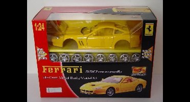 Maisto Ferrari 550 Maranello Die-Cast Metal Body bouwdoos 1:24