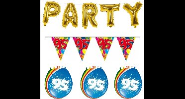 Folat - Verjaardag feestversiering 95 jaar PARTY letters en 16x ballonnen met 2x plastic vlaggetjes