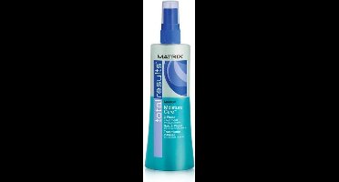 The Two-phase Moisturizing Spray Total Results Moisture Me Rich (moisture Cure 2-phase Treatment Hydration) 150 Ml