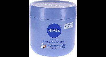Voordeelverpakking van 2 x Nivea Crème 400ml Irresistibly Smooth