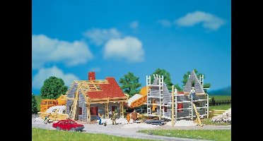 Faller - 2 Huizen in aanbouw - modelbouwsets, hobbybouwspeelgoed voor kinderen, modelverf en accessoires