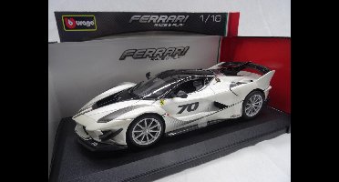 Ferrari FXX K EVO #70 - 1:18 - Bburago