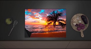 Inductieplaat Beschermer - Palmboom op Prachtig Verlaten Strand met Zonsondergang - 70x52 cm - 2 mm Dik - Inductie Beschermer met zwarte kern