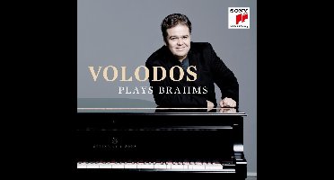 Plays Brahms