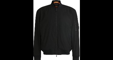 Boss Zwart Waterafstotend Jas Met Ritszak Op De Mouw