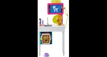 Mattel Barbie: You Can be Anything - Pet Vet Office Playset (GJL68)
