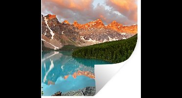 Muurstickers - Sticker Folie - Het Noord-Amerikaanse Moraine Lake tijdens een zonsopgang in Canada - 30x30 cm - Plakfolie - Muurstickers Kinderkamer - Zelfklevend Behang - Zelfklevend behangpapier - Stickerfolie