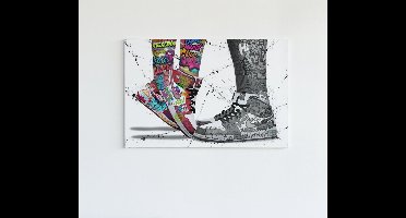 Canvas Schilderij - Graffiti - Nike - 120x80x2 cm