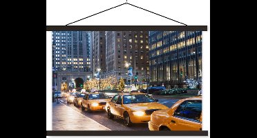 Posterhanger incl. Poster 120x80 cm - Schoolplaat - New York - Taxi - Nacht - Textielposter - Zwarte latten