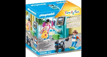 PLAYMOBIL Family Fun Vakantiegangers met geldautomaat - 70439