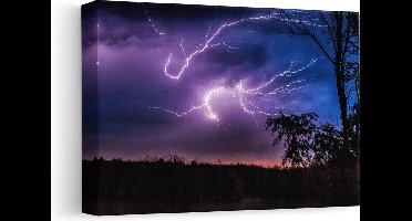 Artaza - Canvas Schilderij - Blikseminslagen in een Paarse Hemel - Onweer - 30x20 - Klein - Foto Op Canvas - Canvas Print