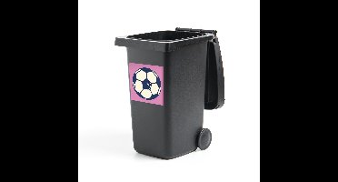 Container sticker Voetbal illustratie - Een illustratie van een voetbal op een roze achtergrond Klikosticker - 40x40 cm - kliko sticker - weerbestendige containersticker