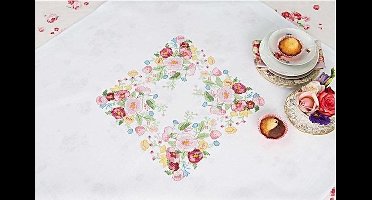 Borduurpakket voorbedrukt kleedje voorjaars- bloemen in kruissteek van Rico 67263.52.21