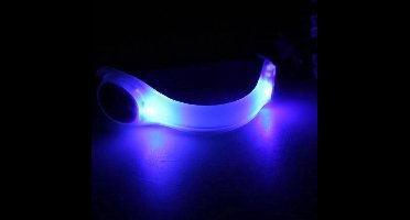 New Age Devi - "Blauwe LED Veiligheidsarmband | Safety Band | Sportarmband | Hardloopband"