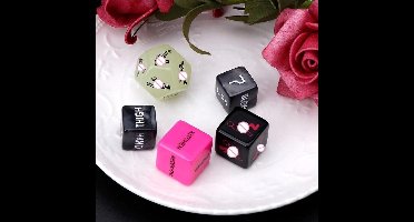 New Age Devi - Dobbelspel - Erotisch - Sex Speeltje - 5 Dobbelstenen - Humor voor Volwassen - Liefde - Sexy Houding - Liefhebbers - Humor - Cadeau voor Verjaardag - Om Te Geven aan Liefhebbers van Erotische Spelletjes