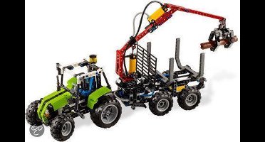 LEGO Technic Tractor met boomstammentrailer - 8049