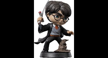 Iron Studios Harry Potter - MiniCo Figuur - Harry Potter met het zwaard van Gryffindor