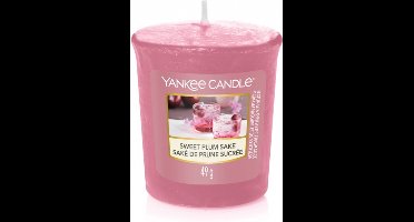Sweet Plum Sake Candle 49.0g