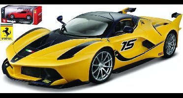 Bburago  FERRARI FXX-K #15 geel/zwart schaalmodel 1:24