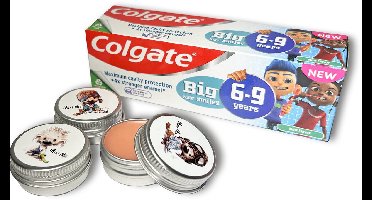 Colgate Maximum cavity protection 6-9 jaar met Mini Mo Veganistische lippenbalsem met vanille smaak en SPF10 set van 3