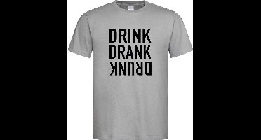 Grijs Fun T-Shirt met “ Drink. Drank, Drunk “ print Zwart  Size S
