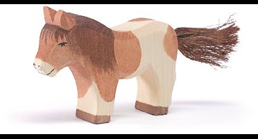 Ostheimer Shetland Pony staand