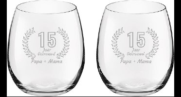 Gegraveerde set Drinkglazen 39cl Papa + Mama 15 jaar getrouwd