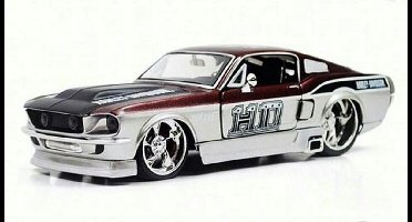 Ford Mustang GT 1967 Harley Davidson 1:24 Maisto