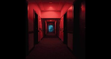 Room 414/coloree Rouge Et Noir