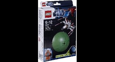 LEGO Star Wars X-wing Starfighter & Yavin 4 - 9677