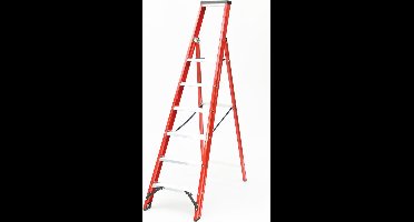 Kelfort Plateautrap Magnus, met beugel, 1x6 treden (Prijs per stuk)