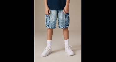 Next Cargo short