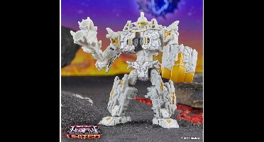 Transformers Legacy United Infernac Nucleous