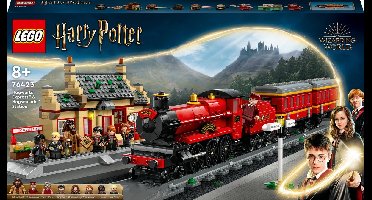 LEGO Harry Potter 76423 - Zweinstein Express™ en Zweinsveld™ Station