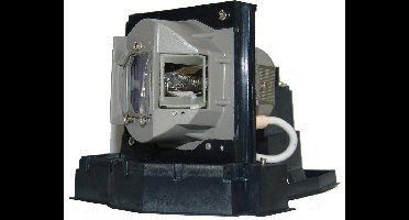 Beamerlamp geschikt voor de INFOCUS IN3904 beamer, lamp code SP-LAMP-041. Bevat originele P-VIP lamp, prestaties gelijk aan origineel.