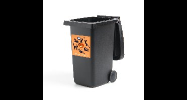 Container sticker Halloween illustratie - Verschillende zwarte katten als symbool voor Halloween in een illustratie Klikosticker - 40x40 cm - kliko sticker - weerbestendige containersticker