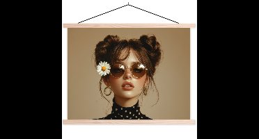 Posterhanger incl. Poster 40x30 cm - Schoolplaat - Vrouw - Beige - Bloem - Modern - Portret - Textielposter - Blanke latten