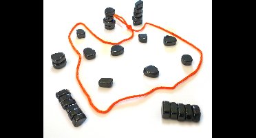 Kluster - Gezelschapsspel - Magnetenspel - 1 tot 4 spelers - vanaf 14 jaar