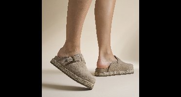 Warmbat Warrego Slippers beige Suede - Maat 38