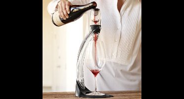 MikaMax Magic Wijn Decanteerder Deluxe - Incl. Standaard en Zeef - Vaatwasserbestendig - Decanter - Wijn Beluchter - Wijn Cadeau - Wijn Accessoires