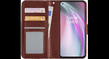 Hoesje - Met Pasjeshouder - Geschikt voor OnePlus Nord CE - Luxe Bookcase Portemonee - Flip Case - Kunstleer Book Case - Flipcase - Book Cover - Walletcase - Portemonneehoes - Bruin