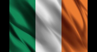 Partychimp Ierse Vlag Ierland - 90x150 Cm - Polyester - Groen/Wit/Oranje