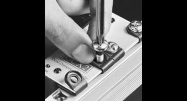 Adam Hall Humfrees (1 set) 4x schroef, 4x Kunstoffbescherming - Accessoire voor studioracks