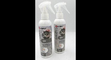2 X Flamingo DRY shampoo K A T 200 ml alle vachttypes Aloe vera, glycerine en kamille zorgen voor een rijke verzorging van de vacht. ideaal voor katten die niet van baden en douchen houden