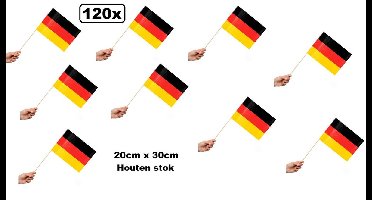 120x Zwaaivlaggetjes op houten stok Duitsland 20cm x 30cm - Luxe zwaai vlaggetjes EK thema feest voetbal festival uitdeel Duits