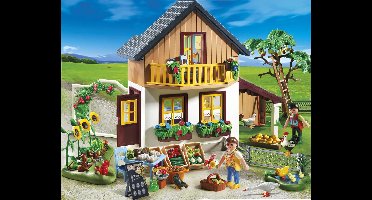 Hoeve met bio-winkel/Maison des fermiers et boutique